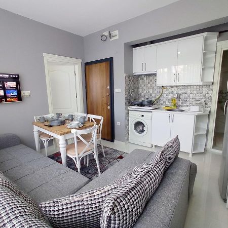 Cute Home Center Of Истанбул Екстериор снимка